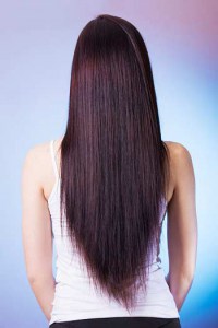 Haare glätten mit dem Haarglätter - so einfach geht's