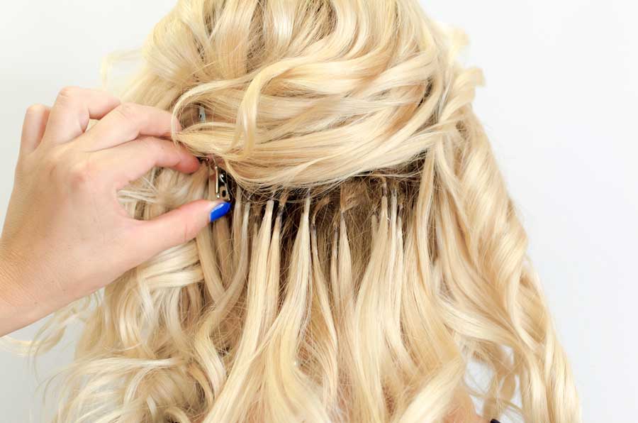 Haarteile in Blond (depositphotos.com)