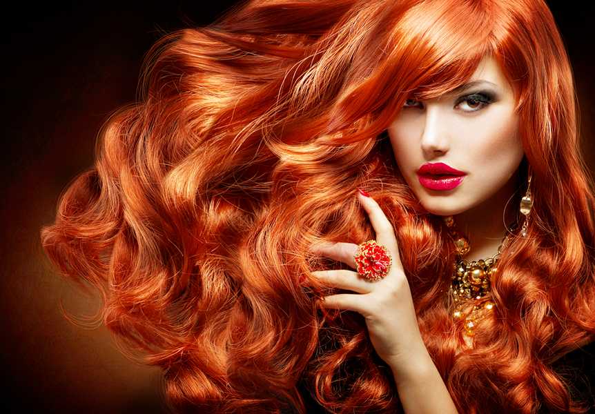 Rote Haare mit Locken (depositphotos.com)